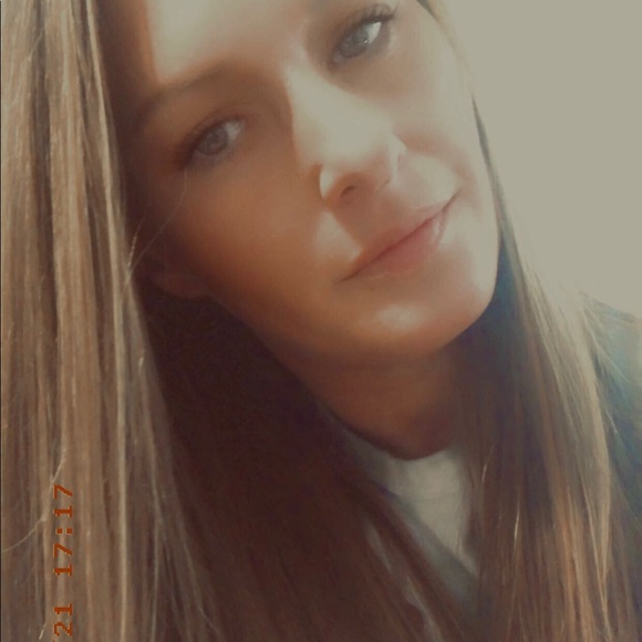 Meet your Posher, Brookes - Picture 3 of 4